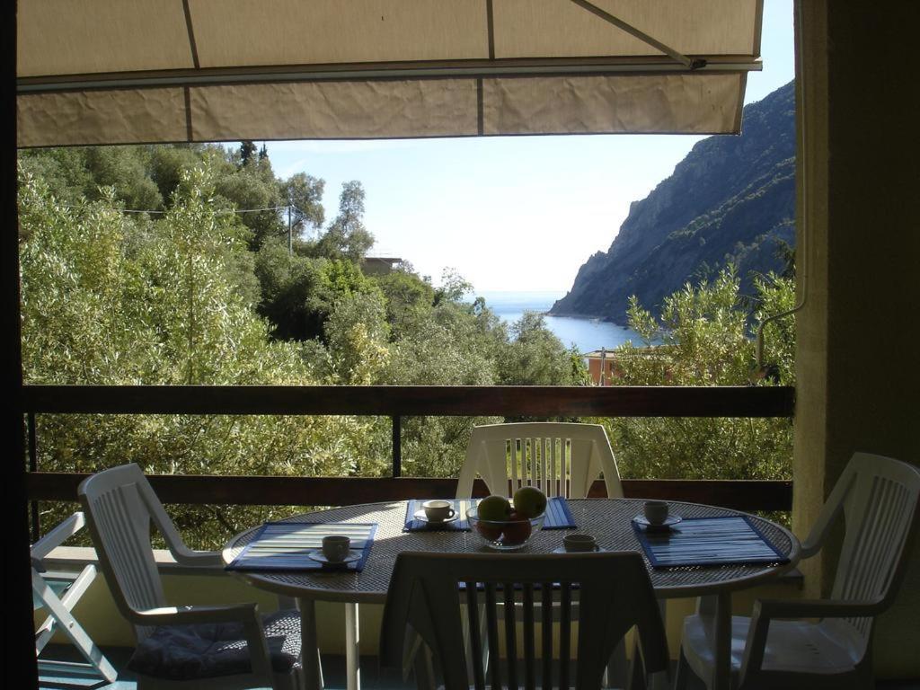 Miramar Cosy Apartment Monterosso al Mare Buitenkant foto